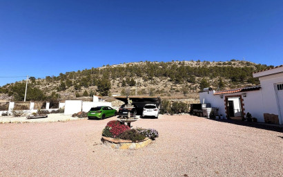 Revente - Villa -
Monóvar/Monóver - Costa Blanca