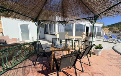 Revente - Villa -
Monóvar/Monóver - Costa Blanca