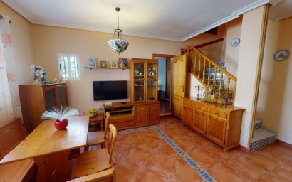 Herverkoop - terraced house -
La Mata