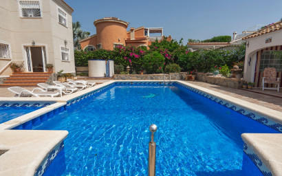 Resale - Villa -
Ciudad Quesada - Campo De Golf La Marquesa