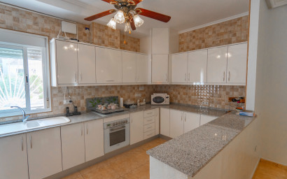 Resale - Villa -
Ciudad Quesada - Campo De Golf La Marquesa