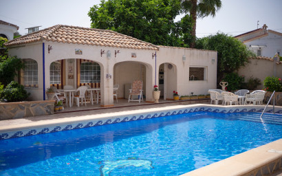 Resale - Villa -
Ciudad Quesada - Campo De Golf La Marquesa