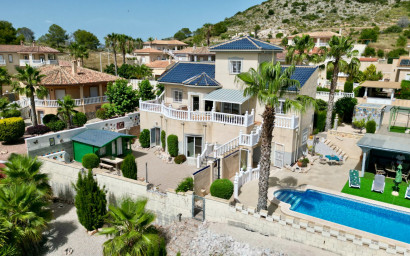 Revente - Villa -
Hondón de las Nieves