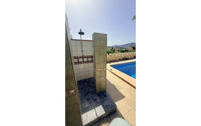 Revente - Villa -
Hondón de las Nieves