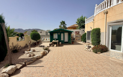 Revente - Villa -
Hondón de las Nieves