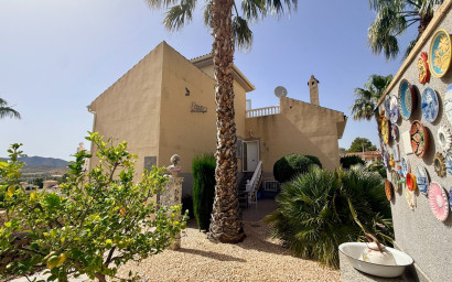 Revente - Villa -
Hondón de las Nieves