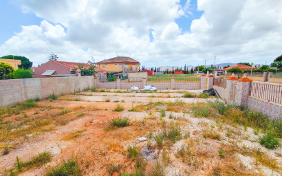 Resale - Land -
Los Urrutias