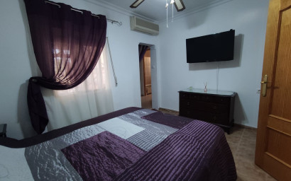 Resale - Villa -
Sax