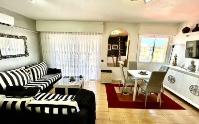 Resale - Apartment -
Torrevieja