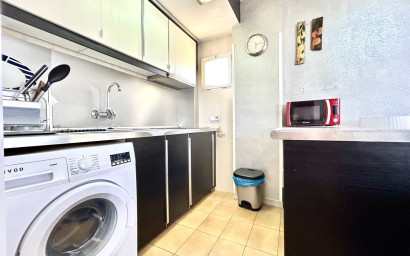Resale - Apartment -
Torrevieja