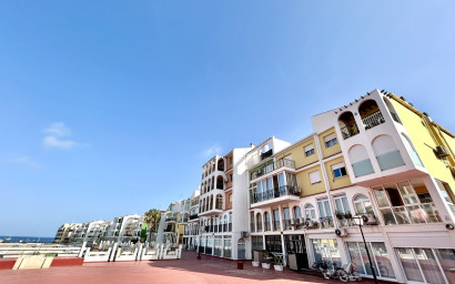 Resale - Apartment -
Torrevieja