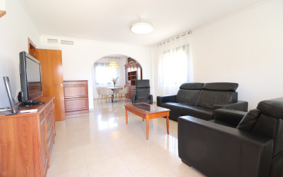 Resale - Townhouse -
Ciudad Quesada