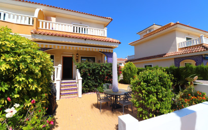 Resale - Townhouse -
Ciudad Quesada