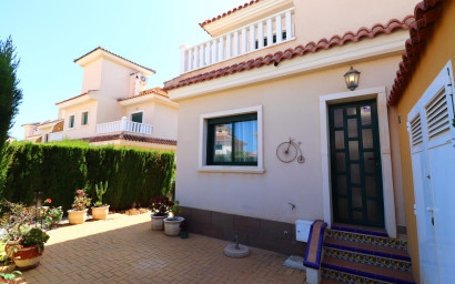 Resale - Townhouse -
Ciudad Quesada