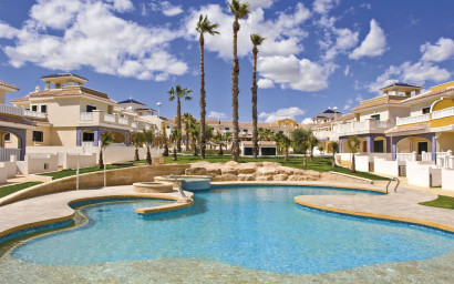 Resale - Townhouse -
Ciudad Quesada