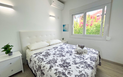 Herverkoop - Villa -
Dehesa de Campoamor