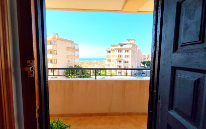 Herverkoop - Plat -
La Mata
