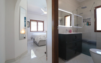 Revente - Villa -
Formentera del Segura - Fincas de La Vega