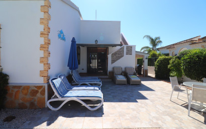 Revente - Villa -
Formentera del Segura - Fincas de La Vega