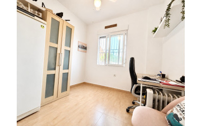 Resale - Apartment -
Cabo Roig