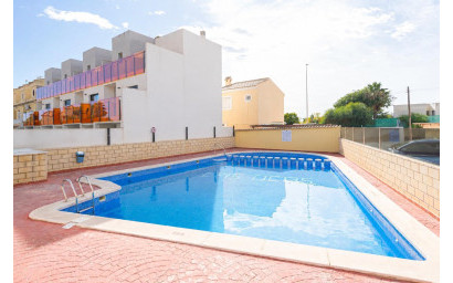 Resale - Apartment -
Cabo Roig