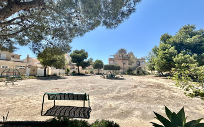 Resale - Apartment -
Cabo Roig