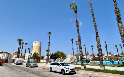 Revente - Maison mitoyenne -
Torrevieja - Los Altos