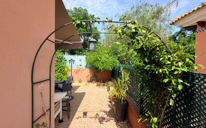 Revente - Villa -
Los Montesinos - La Herrada