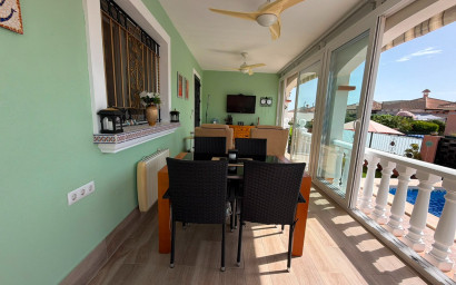 Revente - Villa -
Los Montesinos - La Herrada