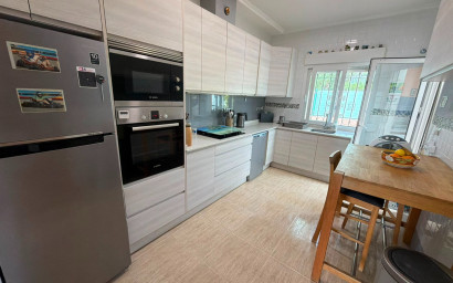 Revente - Villa -
Los Montesinos - La Herrada