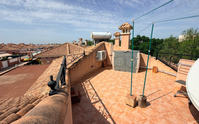 Revente - Villa -
Los Montesinos - La Herrada