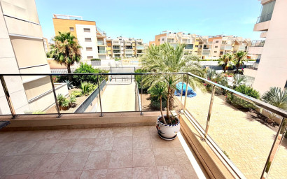 Herverkoop - Plat -
Orihuela Costa - La Zenia