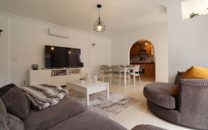 Revente - Maison mitoyenne -
Los Montesinos - La Herrada