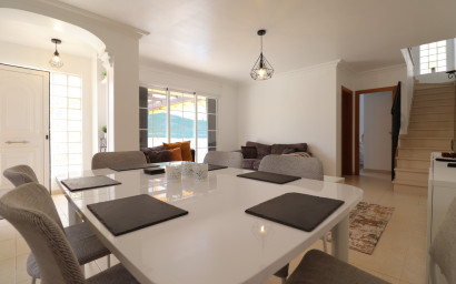 Revente - Maison mitoyenne -
Los Montesinos - La Herrada