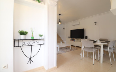 Revente - Maison mitoyenne -
Los Montesinos - La Herrada