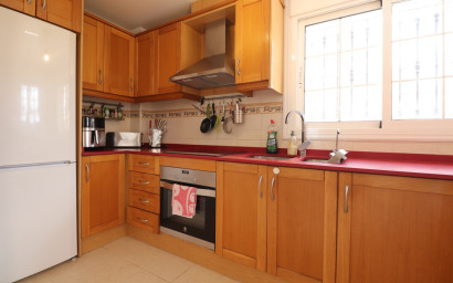 Revente - Maison mitoyenne -
Los Montesinos - La Herrada