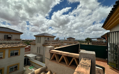 Revente - Maison mitoyenne -
Los Montesinos - La Herrada