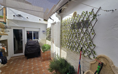 Revente - Maison mitoyenne -
Pinoso