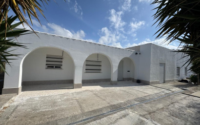 Herverkoop - Villa -
La Marina del Pinet - La Marina