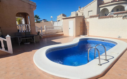 Revente - Villa -
Rojales - Benimar
