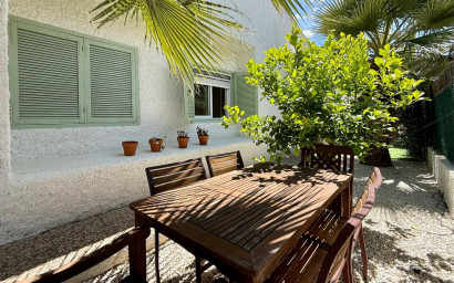 Herverkoop - Villa -
Orihuela Costa - Campoamor