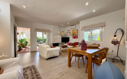 Herverkoop - Villa -
Orihuela Costa - Campoamor