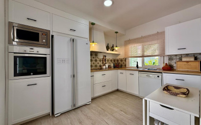 Herverkoop - Villa -
Orihuela Costa - Campoamor