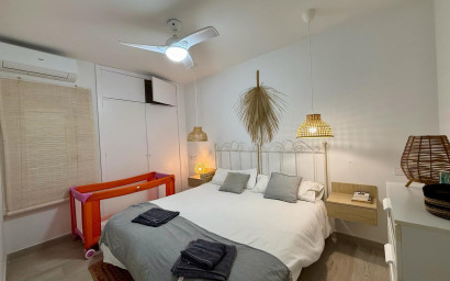 Herverkoop - Villa -
Orihuela Costa - Campoamor