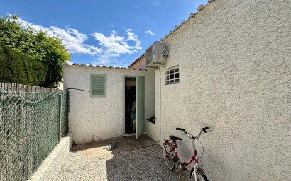 Herverkoop - Villa -
Orihuela Costa - Campoamor
