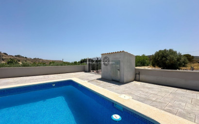 Resale - Villa -
Aspe - ASPE