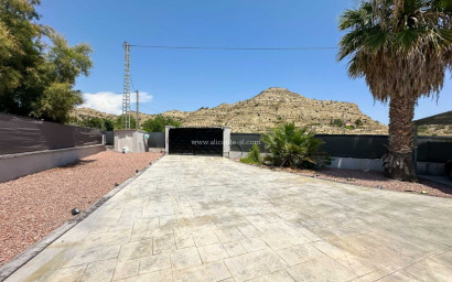 Resale - Villa -
Aspe - ASPE