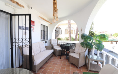 Herverkoop - Villa -
Orihuela Costa - Villamartin