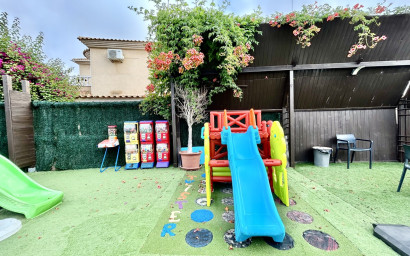 Resale - Commercial -
Villamartín