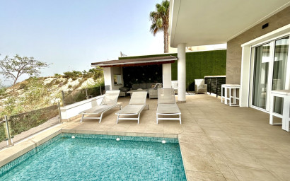 Resale - Villa -
Ciudad Quesada
